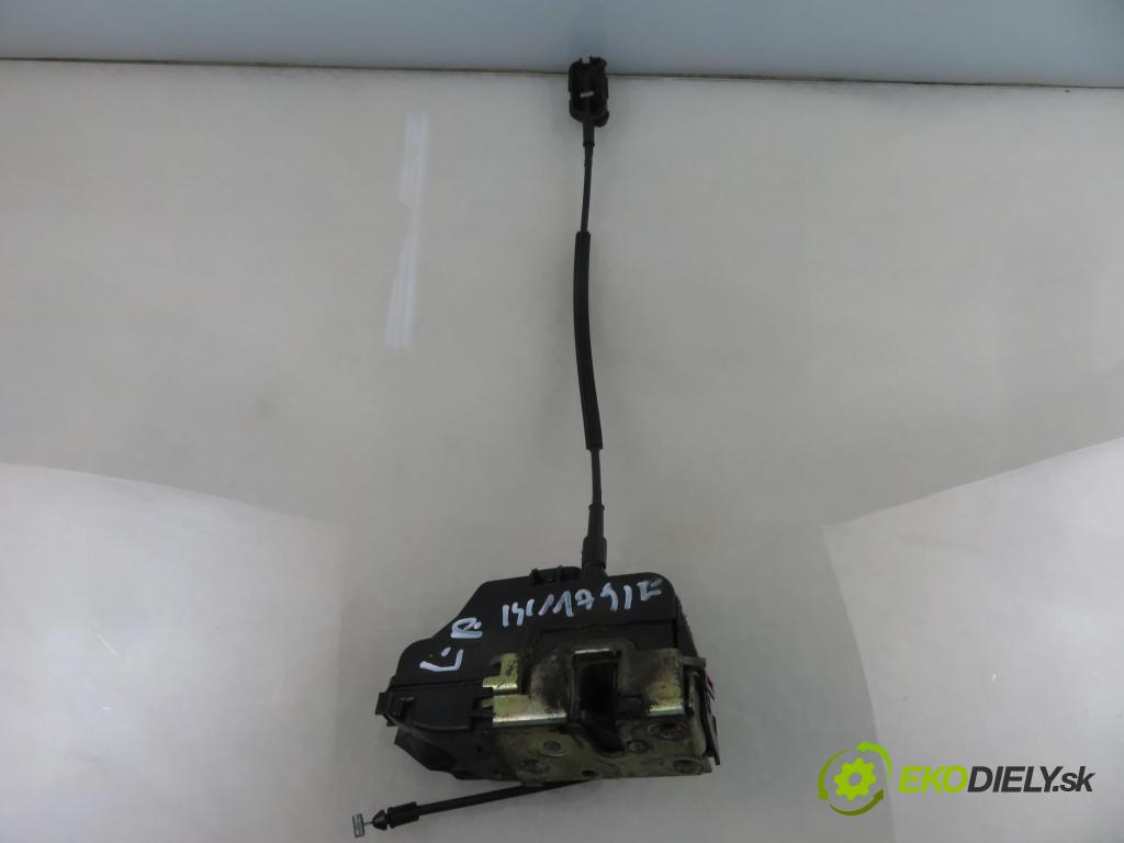 RENAULT LAGUNA II (BG0/1_) LIFTBACK 2002 88,00 1.9 dCi 120 - F9Q 750 1870,00 zámok