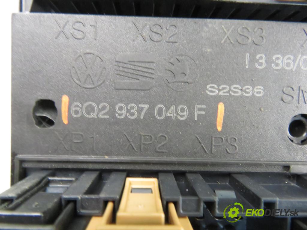 SKODA FABIA I Combi (6Y5) KOMBI 2007 59,00 1.4 16V - BUD 1390,00 MODUL komfortu 6Q2937049F ; 5WK48218
