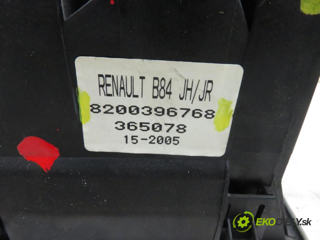 RENAULT MEGANE II (BM0/1_, CM0/1_) HB 2005 63,00 1.5 dCi 86 - K9K 724 1461,00 ZVEDÁK: 8200396768
