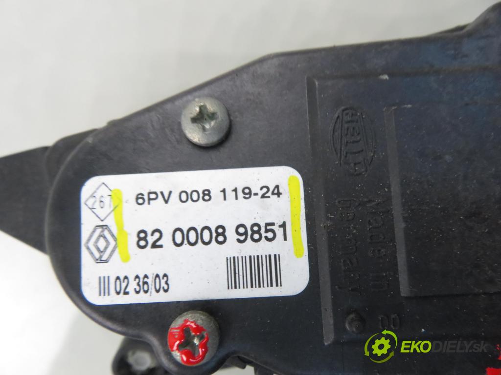 RENAULT CLIO II (BB_, CB_) HB 2003 55,00 1.2 16V 75 - D4F 712 1149,00 Potenciometer plynu 8200089851 ; 6PV00811924 (Potenciometer plynového pedálu)