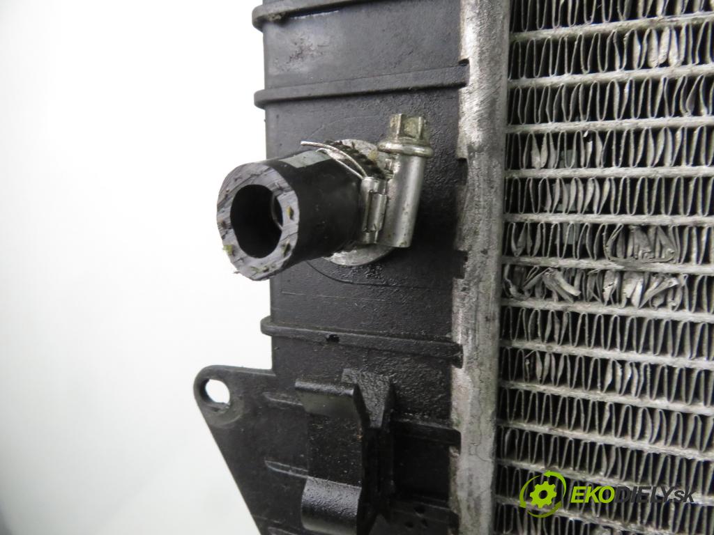 LAND ROVER RANGE ROVER SPORT (L320) SUV 2007 140,00 2.7 TDV6 4x4 190 - 276DT (PSA) 2720,00 chladič vody PCC500331