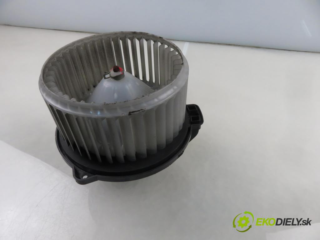 LAND ROVER RANGE ROVER SPORT (L320) SUV 2007 140,00 2.7 TDV6 4x4 190 - 276DT (PSA) 2720,00 ventilátor větráku MF0160700870