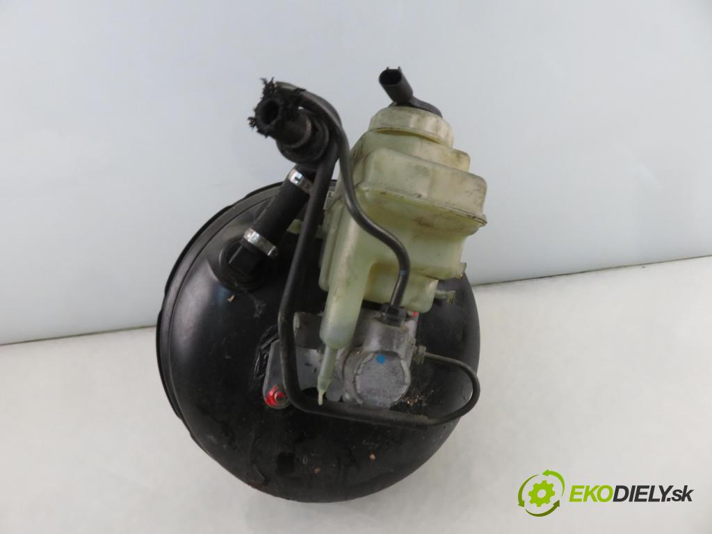 BMW 5 Touring (E39) KOMBI 2001 135,00 530 d - M57 D30 (306D1) 2926,00 posilovač 165055 ; LSC145T (Servočerpadlo)