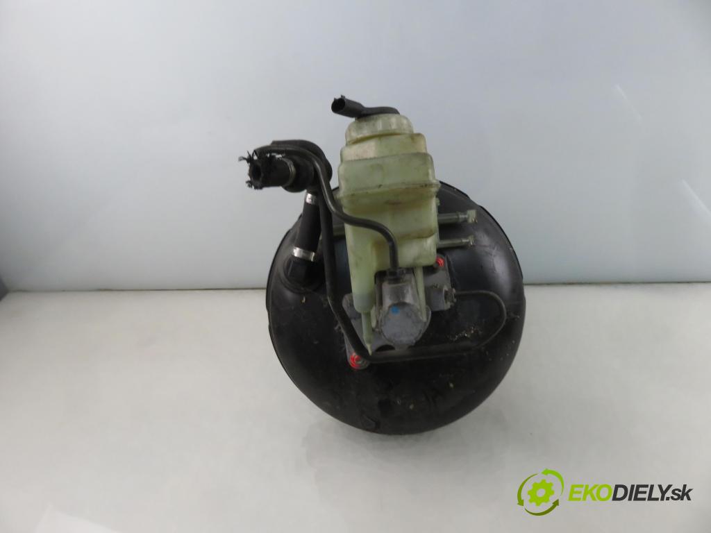 BMW 5 Touring (E39) KOMBI 2001 135,00 530 d - M57 D30 (306D1) 2926,00 posilovač 165055 ; LSC145T (Servočerpadlo)