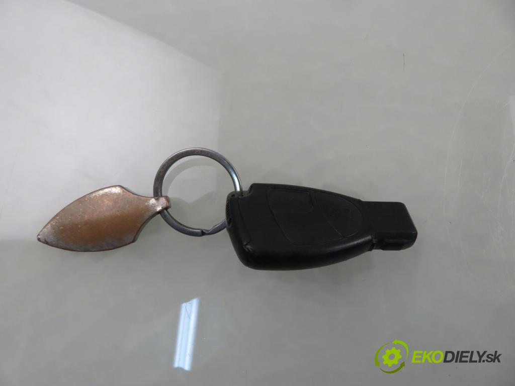 MERCEDES-BENZ KLASA A (W169) HB 2004 80,00 2.0 CDI 109 - OM 640.940 1991,00 spinačka 1695451308 (Spínacia skrinka)