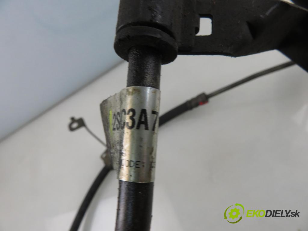FORD FIESTA V (JH_, JD_) HB 2005 50,00 1.4 TDCi 8V 68 - F6JA 1399,00 trubka / Rúra servočerpadlo 2S6C3A719LH