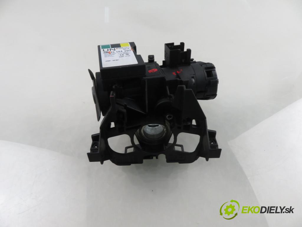 OPEL AGILA (A) (H00) HB 2004 51,00 1.3 CDTI - Z 13 DT 1248,00 spinačka 13144390 ; 5WK47631 (Spínacia skrinka)