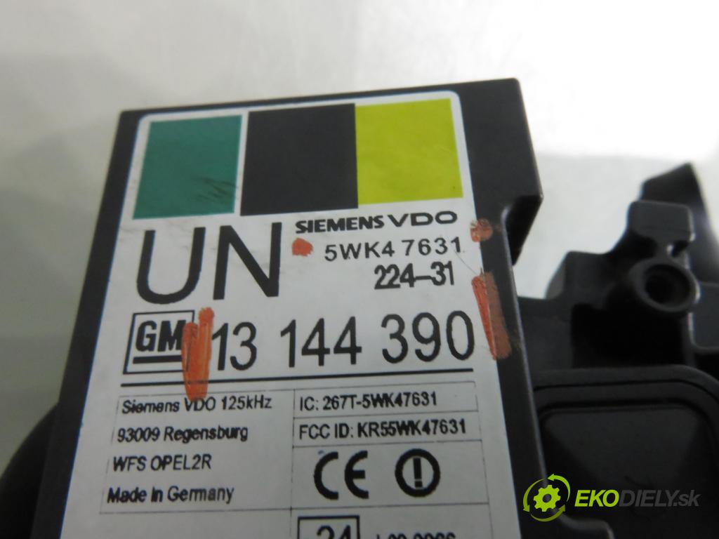 OPEL AGILA (A) (H00) HB 2004 51,00 1.3 CDTI - Z 13 DT 1248,00 spinačka 13144390 ; 5WK47631 (Spínacia skrinka)