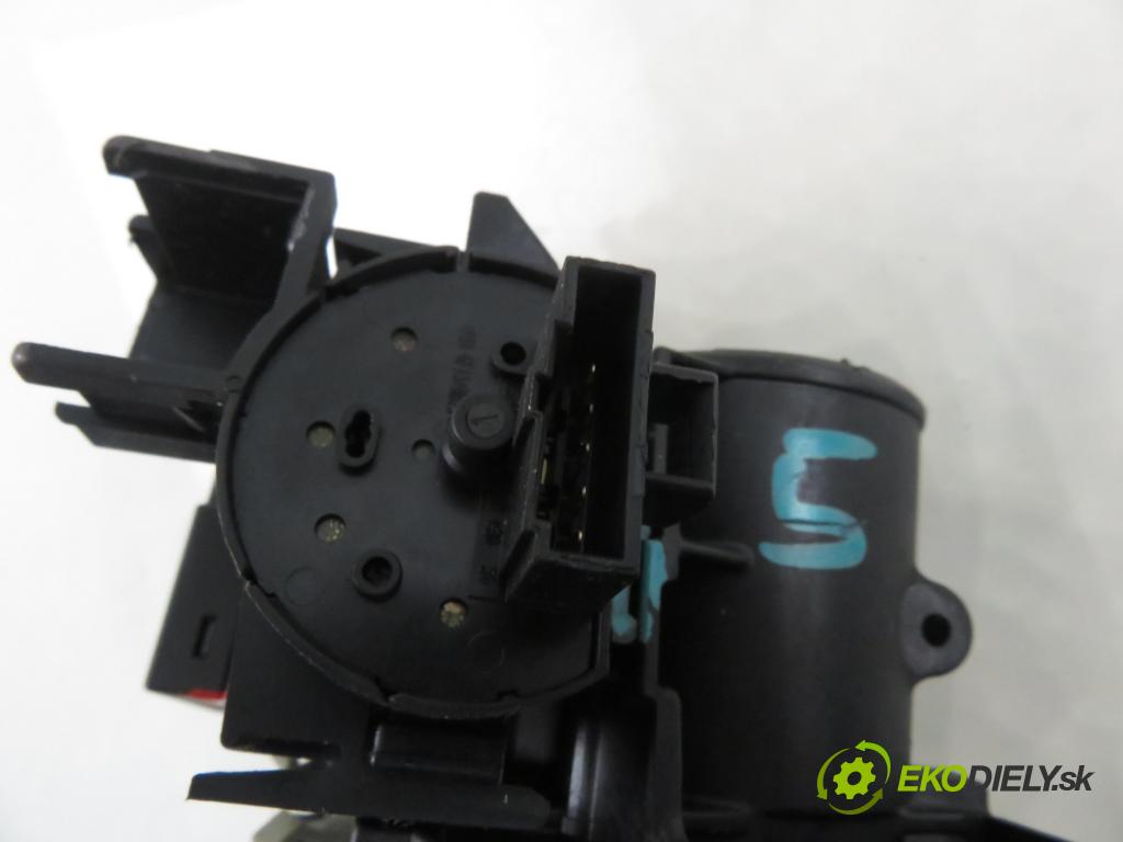 OPEL CORSA C (X01) HB 2000 55,00 1.7 DTI - Y 17 DT 1686,00 spinačka 90589313 ; 5WK4763 (Spínacia skrinka)