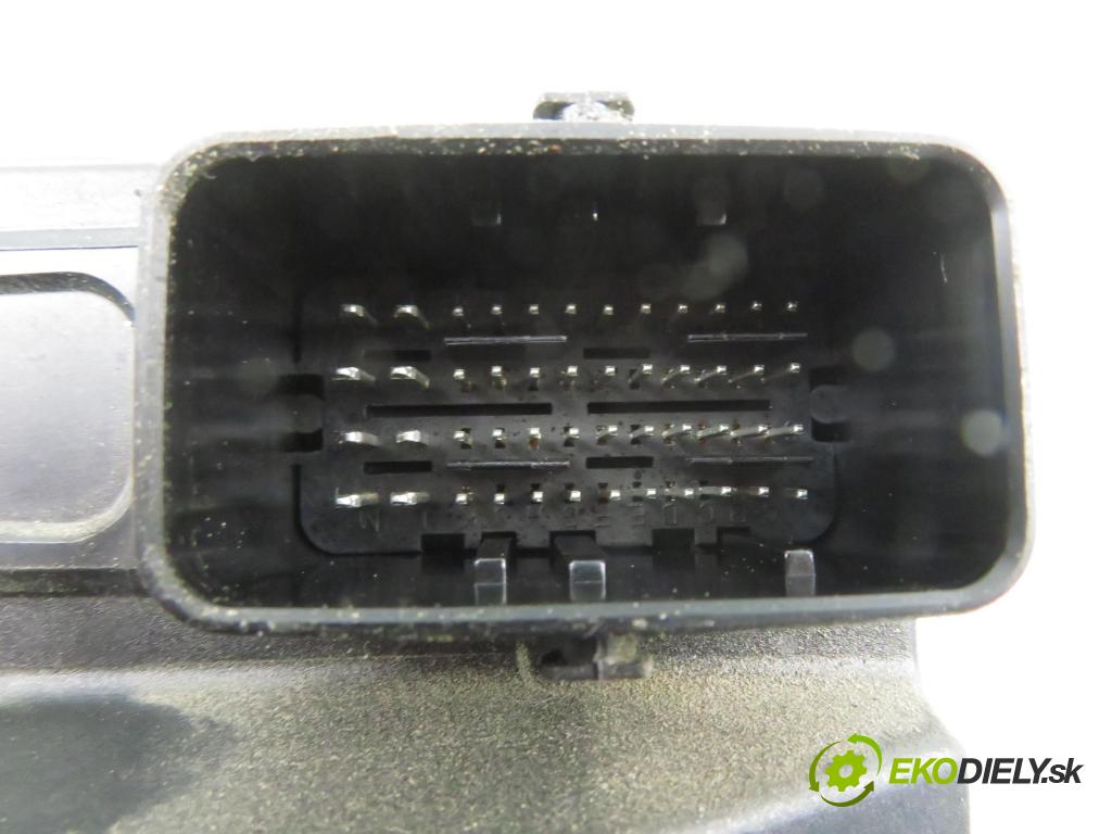 FIAT STILO (192_) HB 2005 76,00 1.6 16V 103 - 182 B6.000 1596,00 řídící jednotka LPG 67R014903