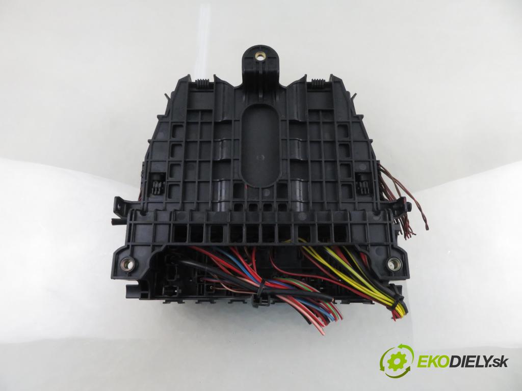 MERCEDES-BENZ KLASA A (W169) HB 2004 80,00 2.0 CDI 109 - OM 640.940 1991,00 MODUL BSI A1695453032 ; 5DK00872810