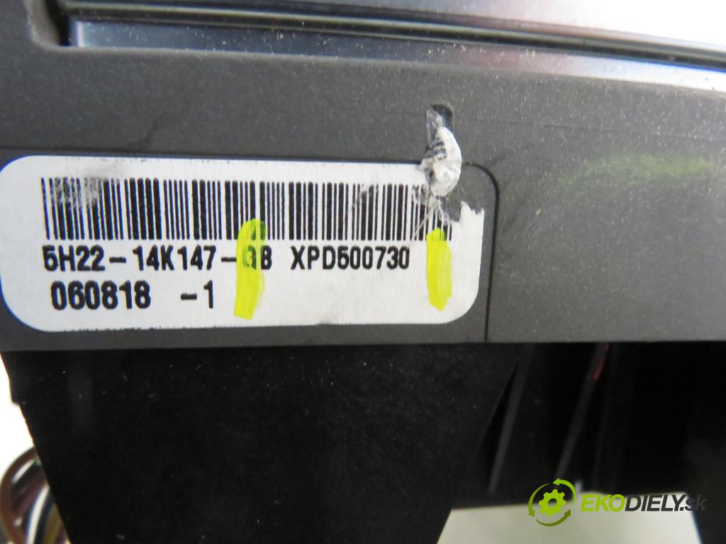 LAND ROVER RANGE ROVER SPORT (L320) SUV 2007 140,00 2.7 TDV6 4x4 190 - 276DT (PSA) 2720,00 ovladač rádia XPD500730 ; XPD500750