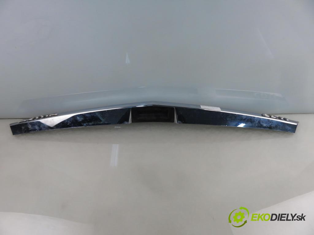 OPEL ASTRA H (A04) HB 2007 66,00 1.3 CDTI 90 - Z 13 DTH 1248,00 zadní část - čelo dveří kufr 13266478