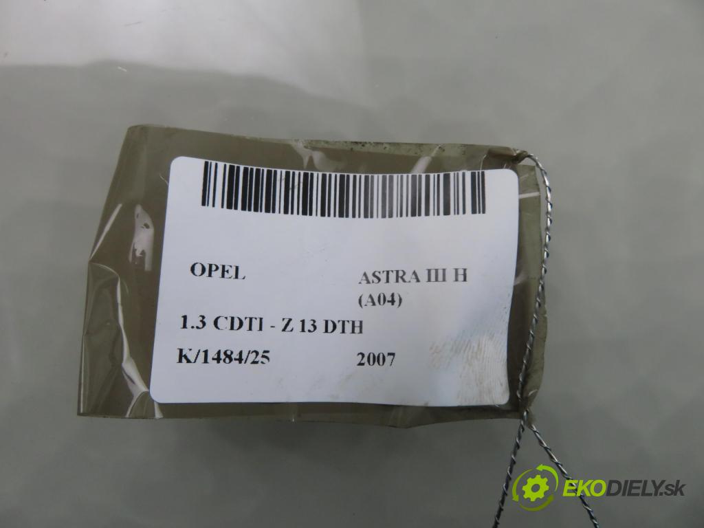 OPEL ASTRA H (A04) HB 2007 66,00 1.3 CDTI 90 - Z 13 DTH 1248,00 chladič klimatizácie  (Chladič klimatizácie)