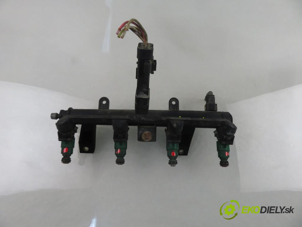 CITROEN BERLINGO FIRST Skrzynia (M_) FURGON 2004 44,00 1.1 i (MAHDZ, MBHDZ, MBHFX) - HFX (TU1JP) 1124,00 Lišta vstrekovacia 0280156025 ; 9628982980D (Vstrekovacia lišta)