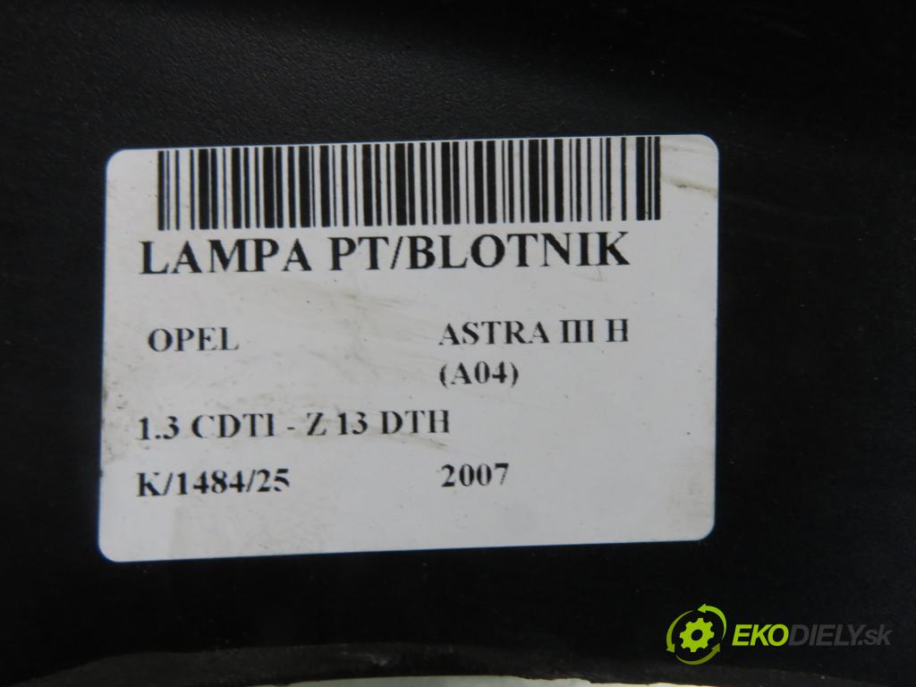 OPEL ASTRA H (A04) HB 2007 66,00 1.3 CDTI 90 - Z 13 DTH 1248,00 světlo pravé zadní 24451837