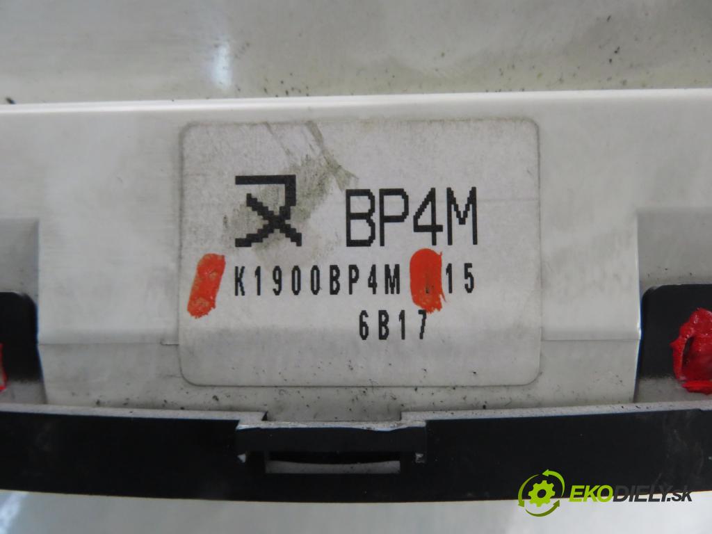 MAZDA 3 (BK) HB 2006 80,00 1.6 DI Turbo 109 - Y601 (PSA) 1560,00 Panel topení KLIMATRONIK K1900BP4M
