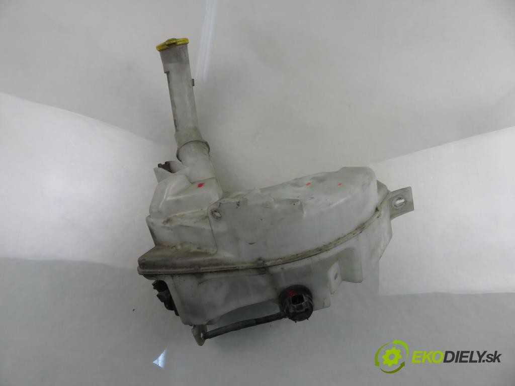 MAZDA 3 (BK) HB 2006 80,00 1.6 DI Turbo 109 - Y601 (PSA) 1560,00 nádržka ostřikovačů 860142721 (Klika dveří ostatní)