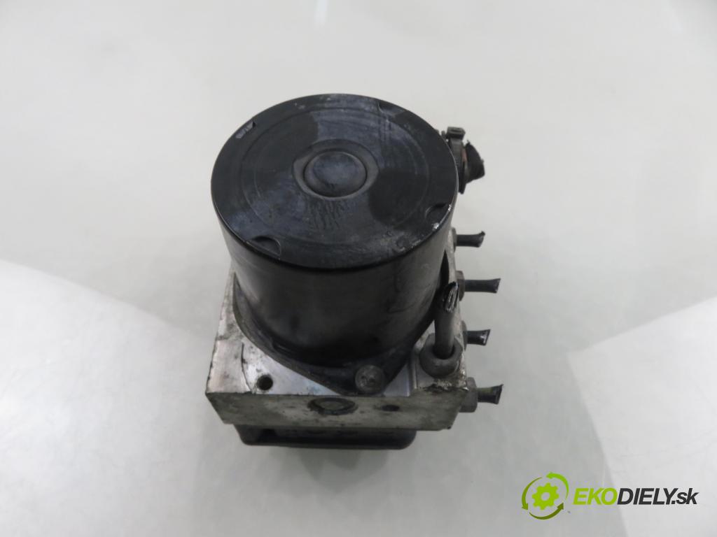 SKODA FABIA I Combi (6Y5) KOMBI 2007 59,00 1.4 16V - BUD 1390,00 Pumpa ABS 0265800511 ; 6Q0907379AF (Pumpa ABS)