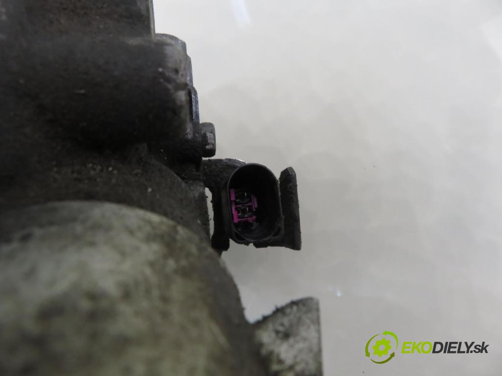 SKODA FABIA I Combi (6Y5) KOMBI 2007 59,00 1.4 16V - BUD 1390,00 KOMPRESOR: klimatizácie 6Q0820808D (Kompresor klimatizácie)