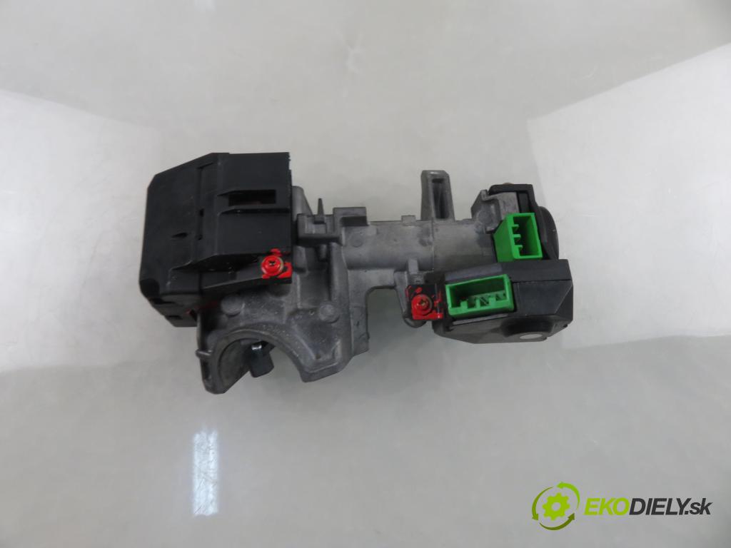 HONDA JAZZ II (GD_, GE3, GE2) HB 2004 61,00 1.3 (GD1) - L13A1 1339,00 spinačka  (Spínacia skrinka)