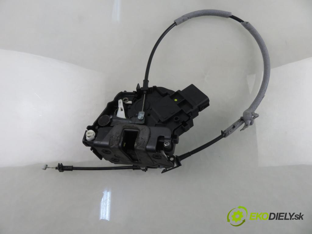 FORD S-MAX (WA6) MINIVAN 2007 107,00 2 - AOWB 1999,00 zámok LTE 6M2AR26413BA