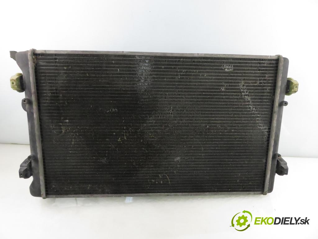 AUDI A3 (8L1) HB 2002 132,00 1.8 T 180 - AUQ 1781,00 chladič vody 1J0121253AD