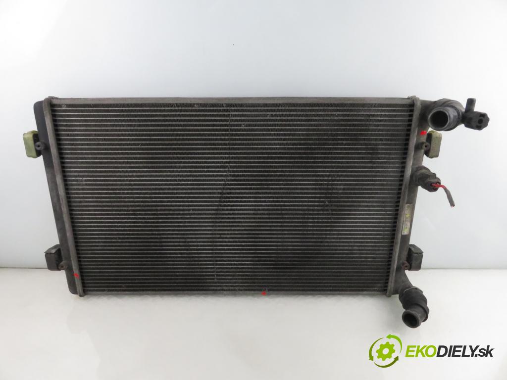 AUDI A3 (8L1) HB 2002 132,00 1.8 T 180 - AUQ 1781,00 chladič vody 1J0121253AD