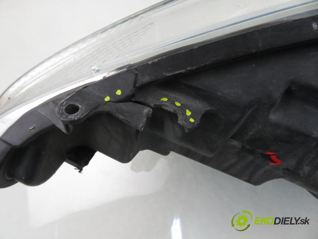 FORD FIESTA VI (CB1,CCN) HB 2009 44,00 1.25 - STJA 1242,00 světlo PP 8A6113W029CH