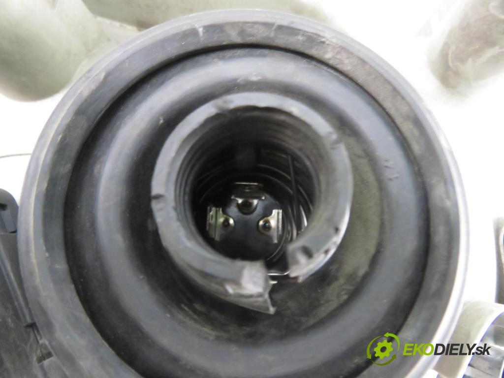 OPEL AGILA (A) (H00) HB 2004 44,00 1 - Z 10 XEP 998,00 Svetlo LP