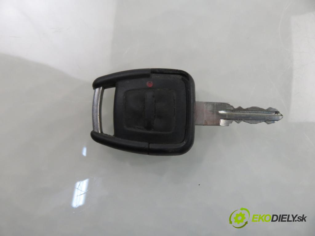 OPEL ASTRA G Kombi (T98) KOMBI 2001 55,00 1.7 DTI 16V - Y 17 DT 1686,00 spinačka 90589313 ; 90589389 ; 24445098 (Spínacia skrinka)