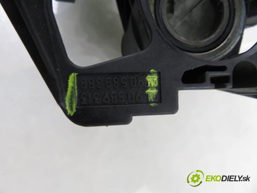 OPEL ASTRA G Kombi (T98) KOMBI 2001 55,00 1.7 DTI 16V - Y 17 DT 1686,00 spinačka 90589313 ; 90589389 ; 24445098 (Spínacia skrinka)