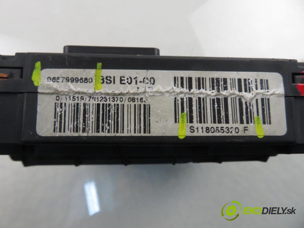 CITROEN BERLINGO FIRST Skrzynia (M_) FURGON 2007 55,00 1.6 HDI 75 (MB9HW) - 9HW (DV6BTED4) 1560,00 MODUL BSI 9657999680 ; S118055320F
