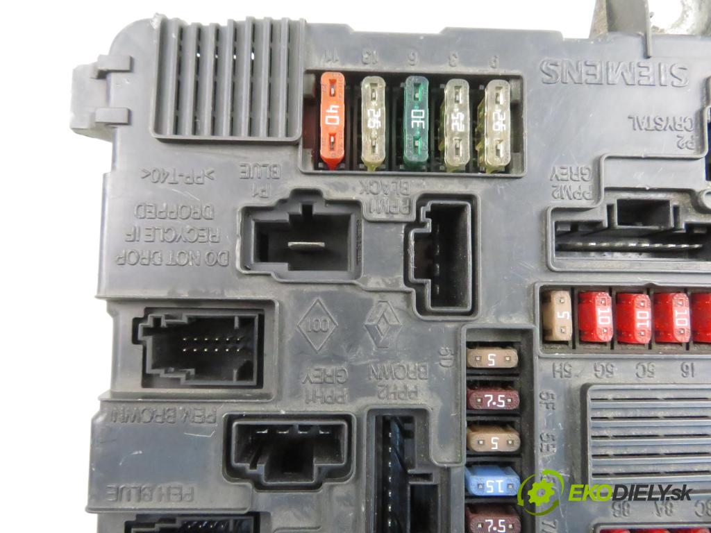 RENAULT SCENIC II (JM0/1_) MINIVAN 2004 88,00 1.9 dCi 120 - F9Q 812 1870,00 MODUL BSM 8200306032A ; S118399200D