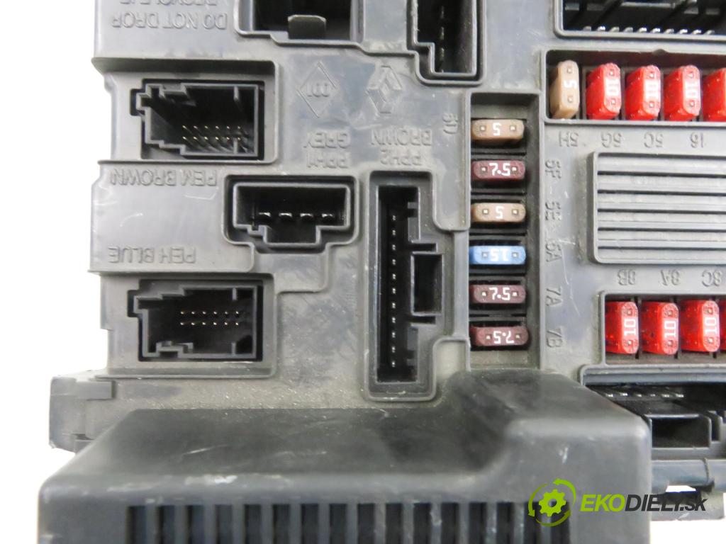 RENAULT SCENIC II (JM0/1_) MINIVAN 2004 88,00 1.9 dCi 120 - F9Q 812 1870,00 MODUL BSM 8200306032A ; S118399200D