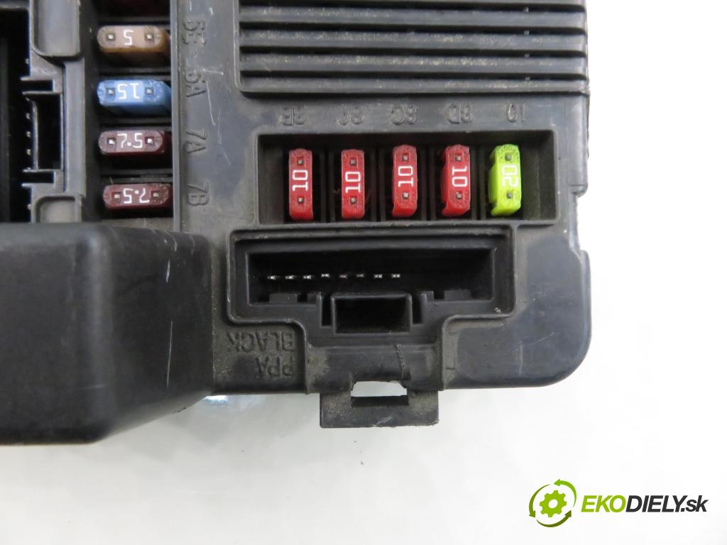 RENAULT SCENIC II (JM0/1_) MINIVAN 2004 88,00 1.9 dCi 120 - F9Q 812 1870,00 MODUL BSM 8200306032A ; S118399200D