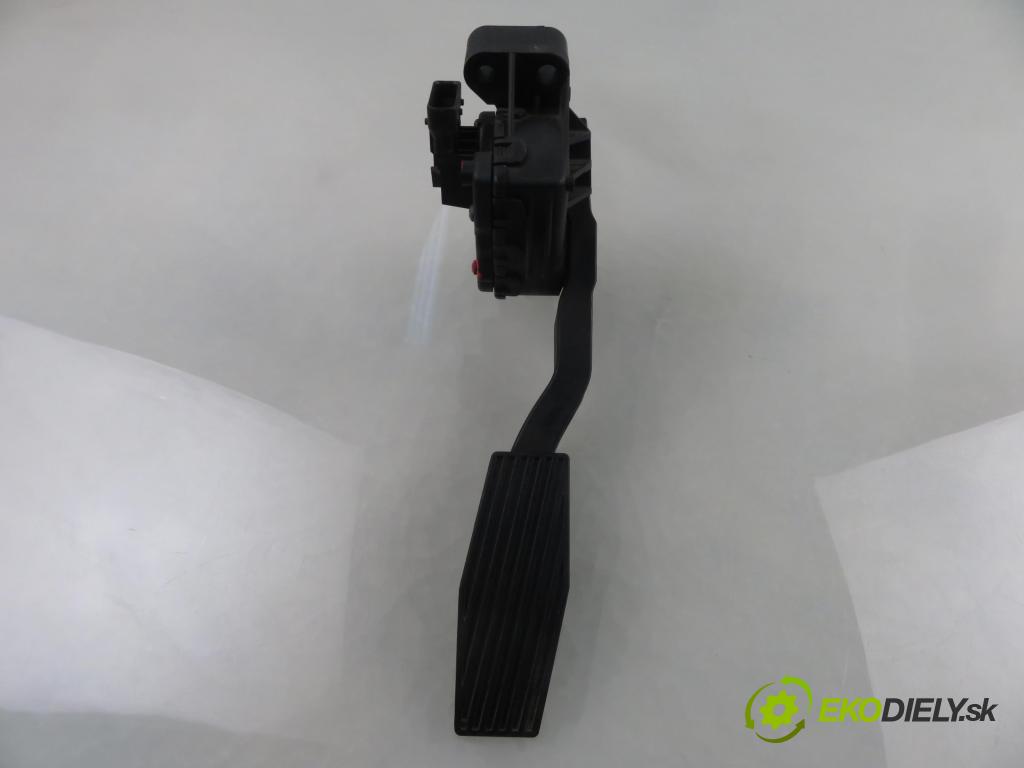 OPEL ASTRA H (A04) HB 2007 66,00 1.3 CDTI 90 - Z 13 DTH 1248,00 Potenciometer plynu 9157998BK ; 6PV00811200 (Potenciometer plynového pedálu)