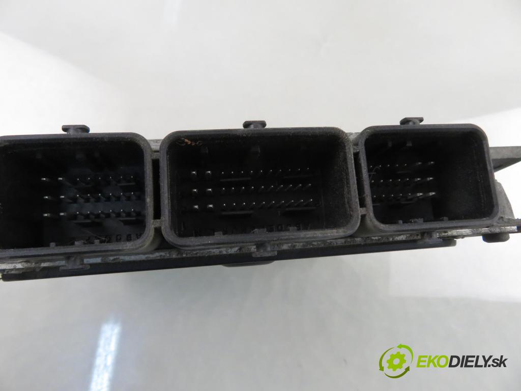 CITROEN BERLINGO FIRST Skrzynia (M_) FURGON 2004 44,00 1.1 i (MAHDZ, MBHDZ, MBHFX) - HFX (TU1JP) 1124,00 řídící jednotka motora IAW48P27F ; HW9645989480 ; SW9650573980