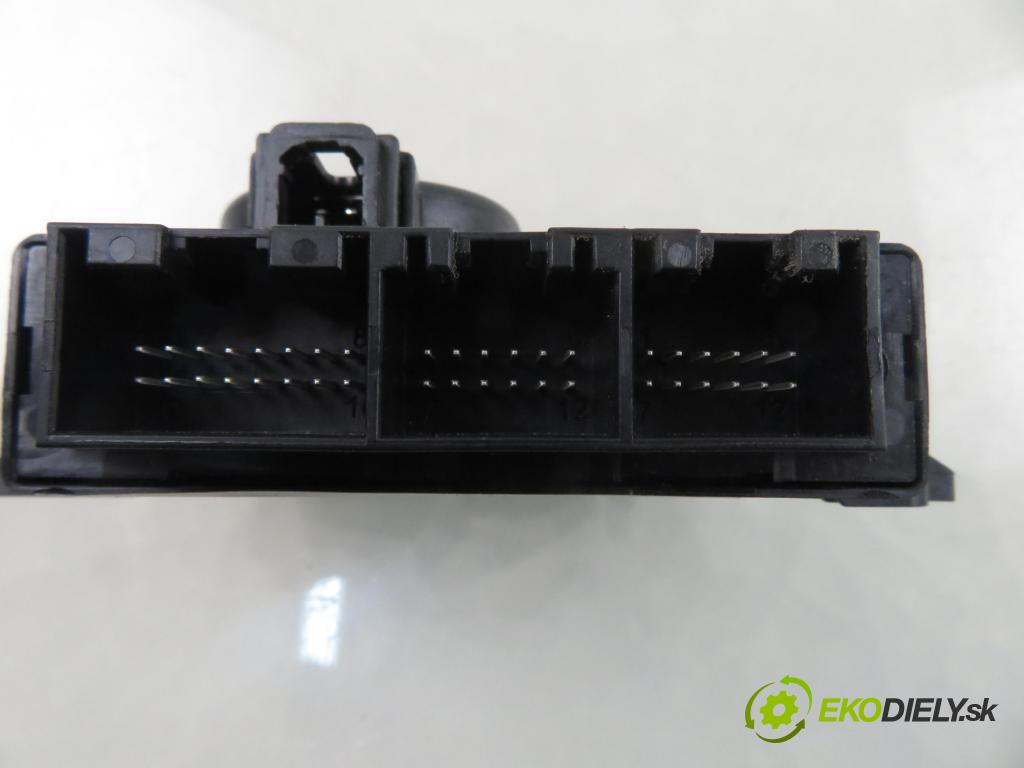 FORD S-MAX (WA6) MINIVAN 2007 107,00 2 - AOWB 1999,00 MODUL 6G9215T850AG