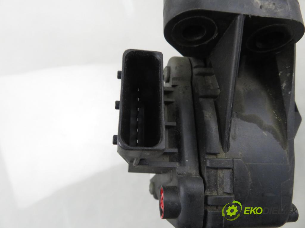 OPEL ASTRA G Kombi (T98) KOMBI 2001 55,00 1.7 DTI 16V - Y 17 DT 1686,00 Potenciometer plynu 9157998BK ; 6PV00811200 (Potenciometer plynového pedálu)