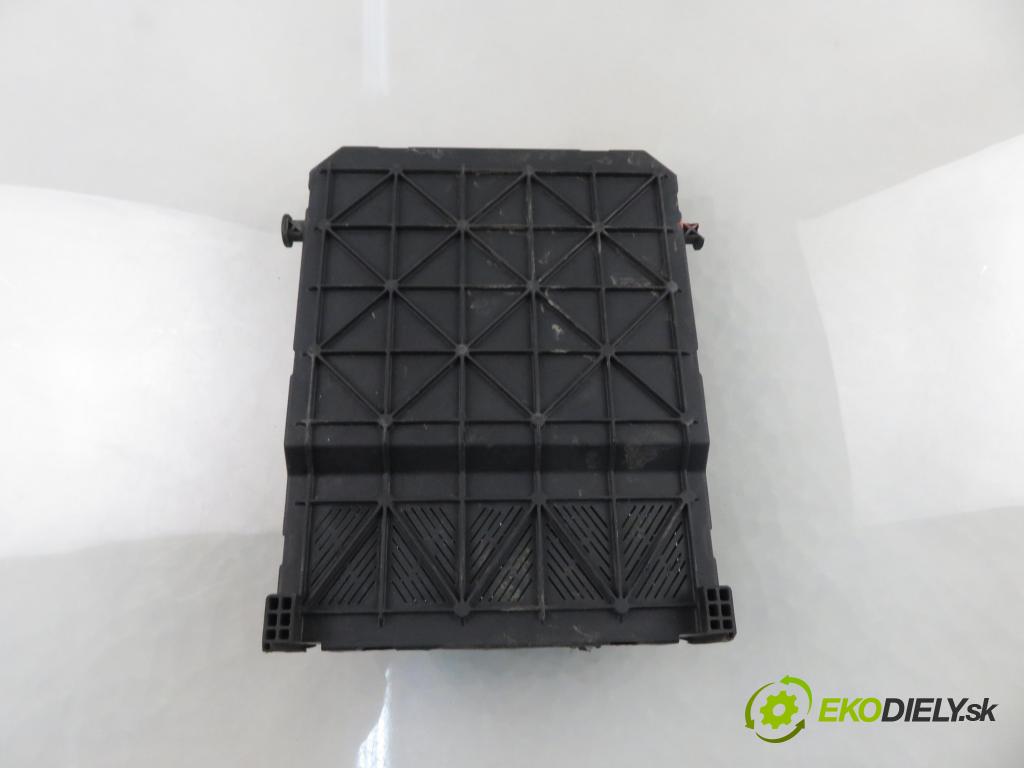 CITROEN BERLINGO FIRST Skrzynia (M_) FURGON 2004 44,00 1.1 i (MAHDZ, MBHDZ, MBHFX) - HFX (TU1JP) 1124,00 MODUL BSI S118085120A ; 9649627980