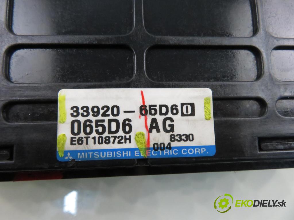 SUZUKI GRAND VITARA I (FT, HT) TERENOWY 2000 94,00 2.0 4x4 128 - J20A 1995,00 řídící jednotka motora 3392065D60 ; E6T10872H