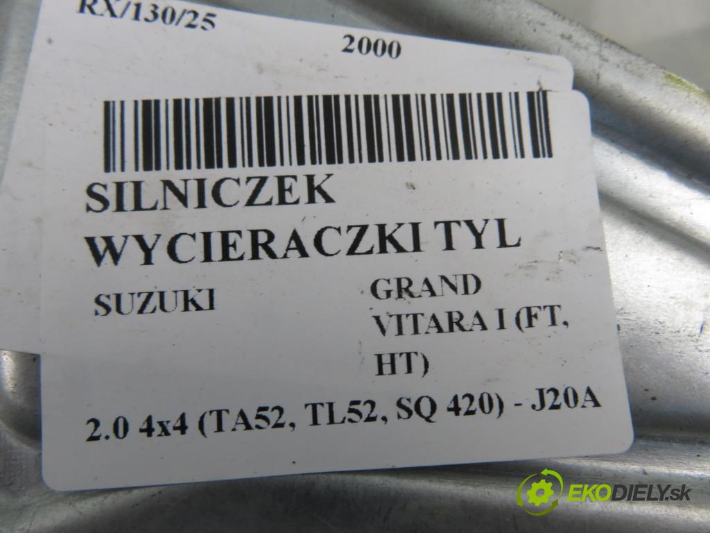 SUZUKI GRAND VITARA I (FT, HT) TERENOWY 2000 94,00 2.0 4x4 128 - J20A 1995,00 motorek stěrače ZADNÍ: 34332581