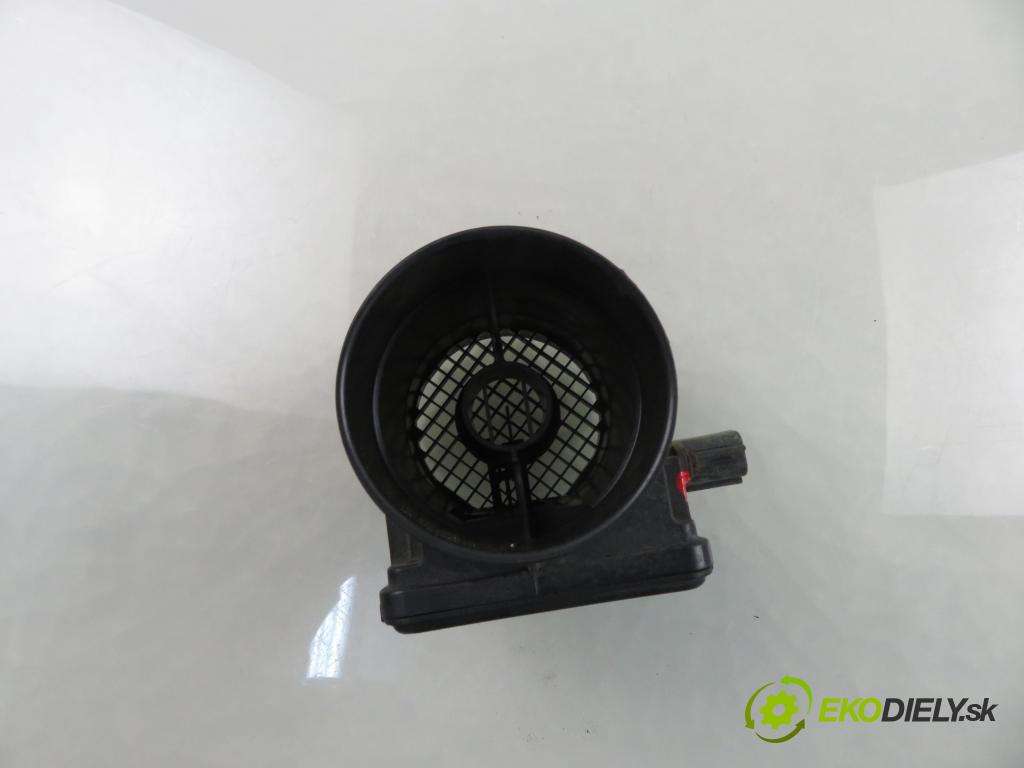 SUZUKI GRAND VITARA I (FT, HT) TERENOWY 2000 94,00 2.0 4x4 128 - J20A 1995,00 váha vzduchu vzduchu E5T53171