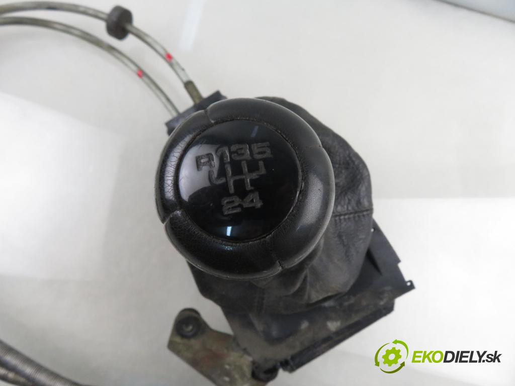 VW PASSAT B3/B4 (3A2, 35I) KOMBI 1994 66,00 1.9 TDI - 1Z 1896,00 ZVEDÁK: