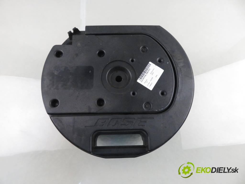 NISSAN MURANO I (Z50) SUV 2004 172,00 3.5 4x4 234 3498,00 subwoofer 28170CA100 (Audio zariadenie)