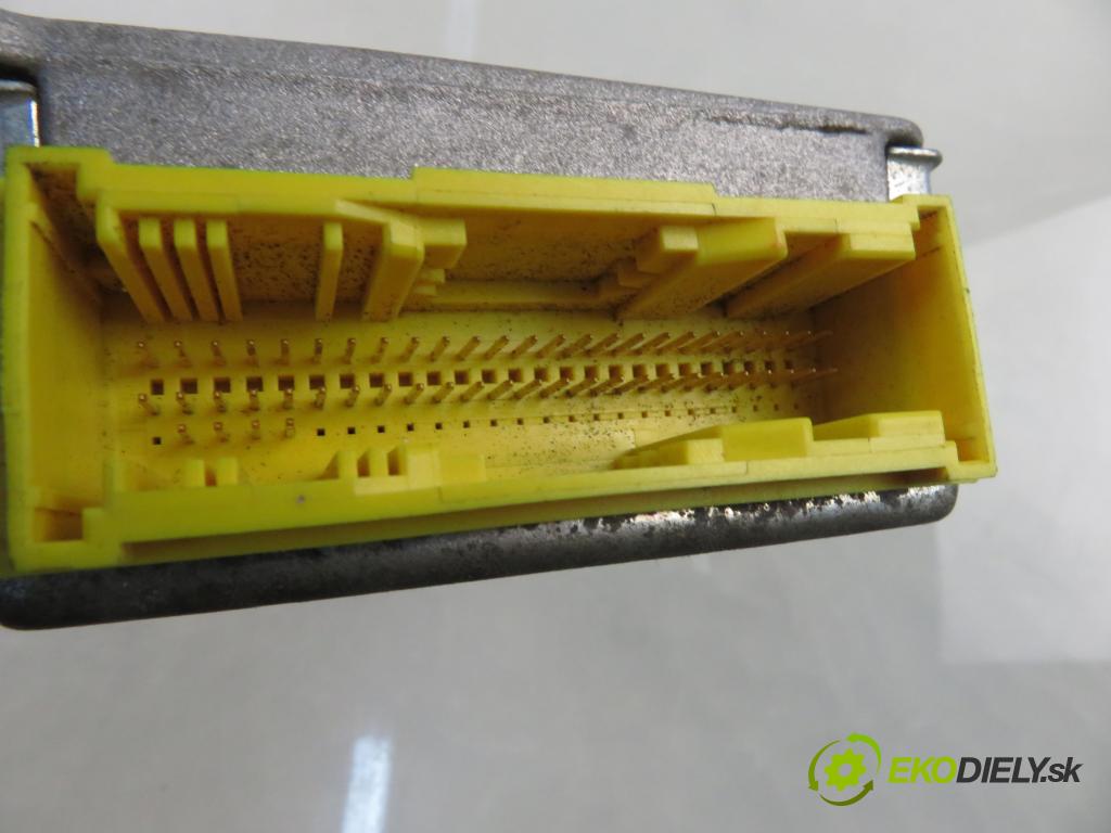 OPEL VIVARO A Skrzynia (X83) FURGON 2003 60,00 1.9 DI 80 - F9Q 762 1870,00 MODUL air BAG 93851701 ; 8200272534 ; 602869100