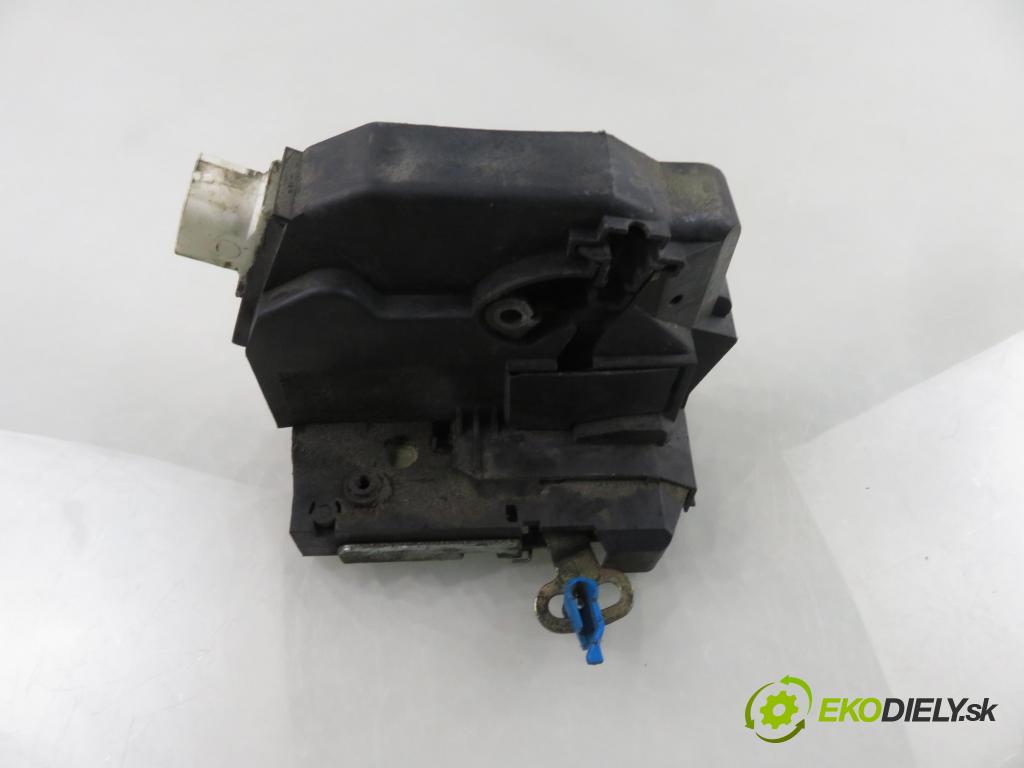 LAND ROVER FREELANDER (L314) SUV 2000 88,00 1.8 i 16V 4x4 - 18 K4F 1796,00 zámok