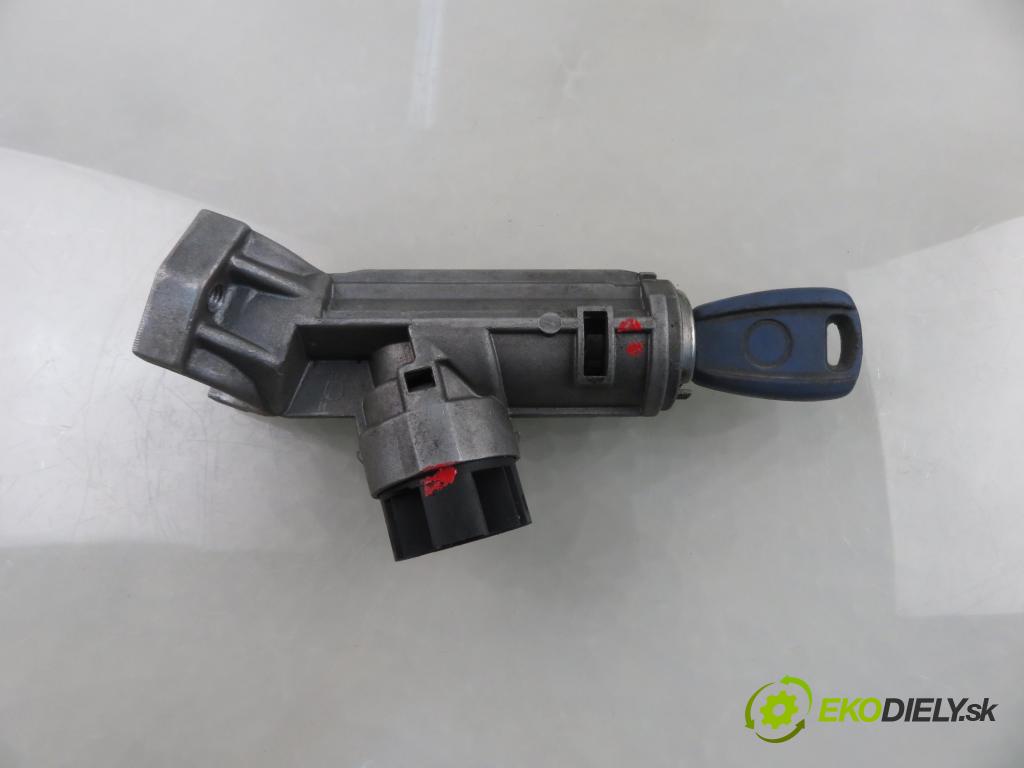 PEUGEOT BOXER Skrzynia (244) FURGON 2005 74,00 2.2 HDi - 4HY (DW12UTED) 2179,00 spinačka  (Spínacia skrinka)