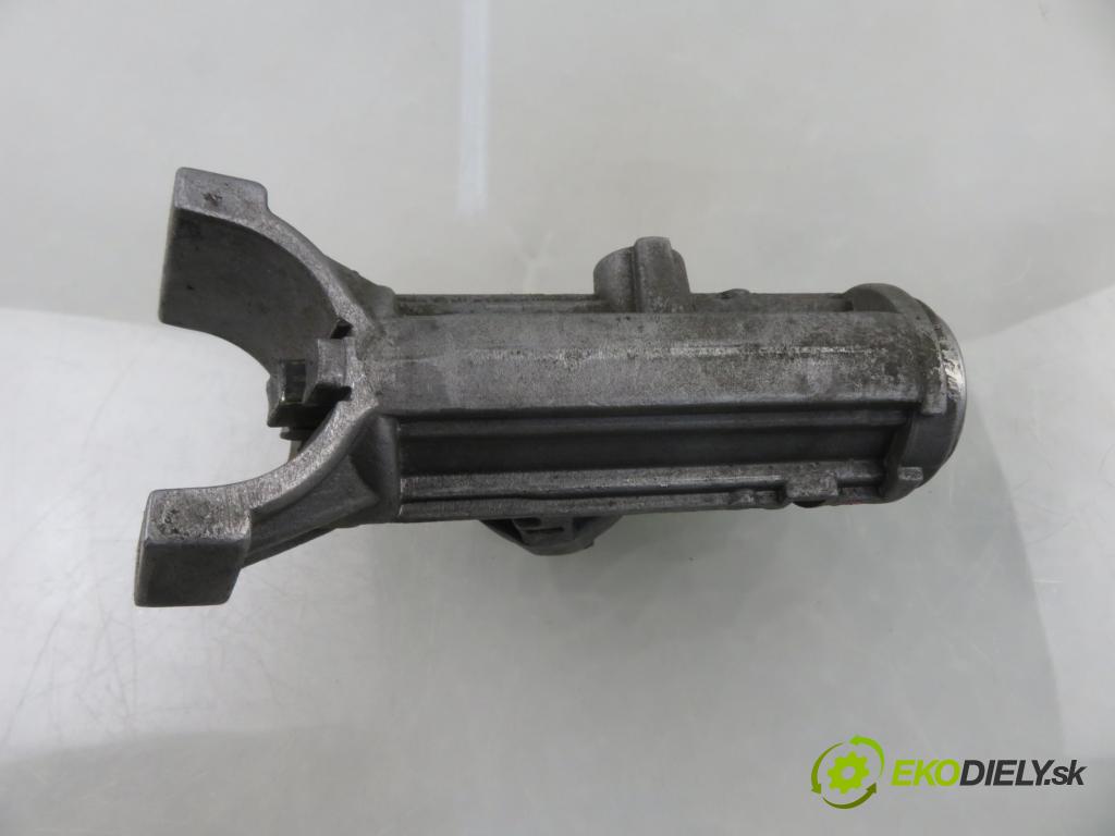 PEUGEOT BOXER Skrzynia (244) FURGON 2005 74,00 2.2 HDi - 4HY (DW12UTED) 2179,00 spinačka  (Spínacia skrinka)